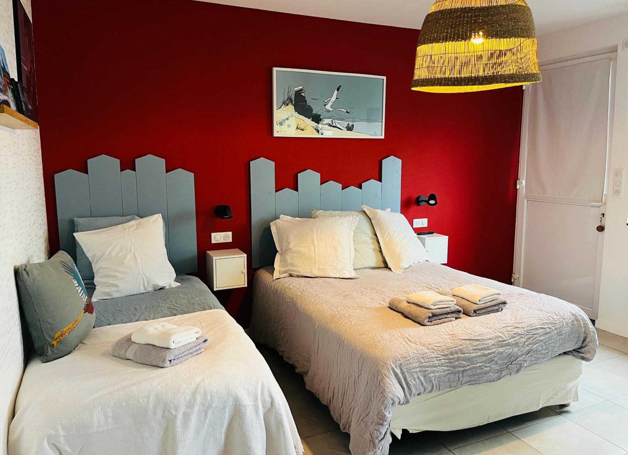 L'Atelier De Mezareun Bed & Breakfast Ushant Bagian luar foto