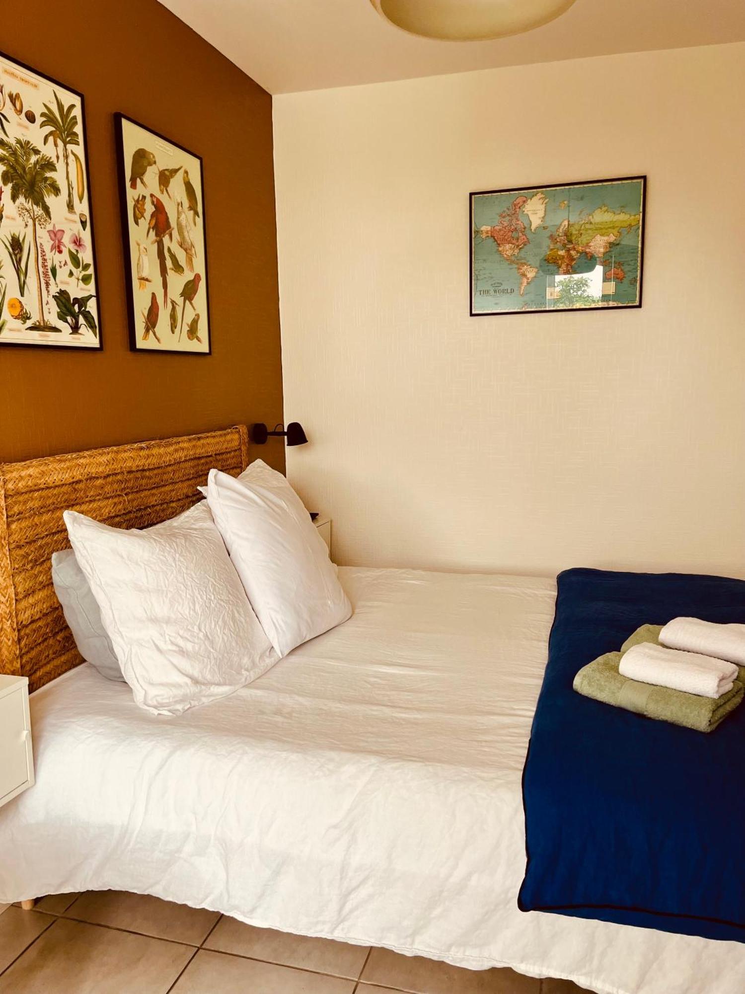 L'Atelier De Mezareun Bed & Breakfast Ushant Bagian luar foto