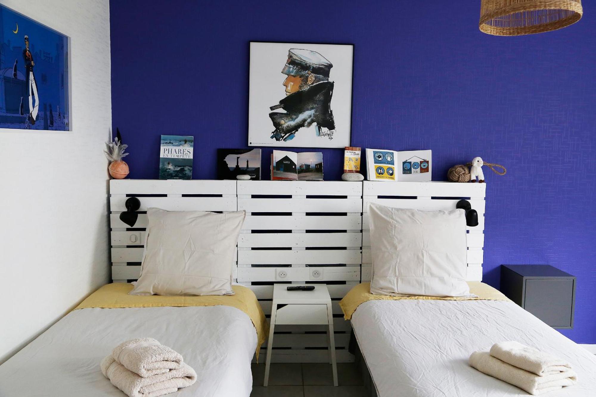 L'Atelier De Mezareun Bed & Breakfast Ushant Bagian luar foto